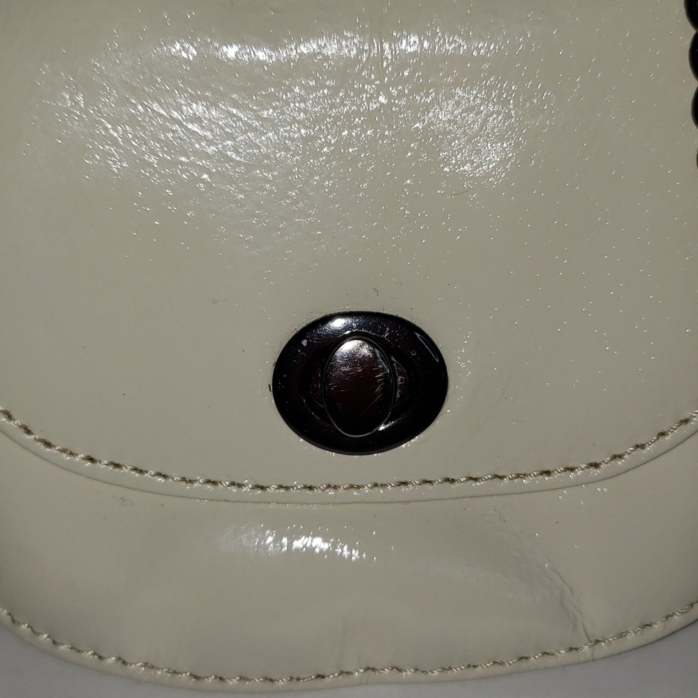 HOBO- Cream Pleather Small Crossbody Bag, Stadium Size, 5 x 4 - Picture 2 of 7